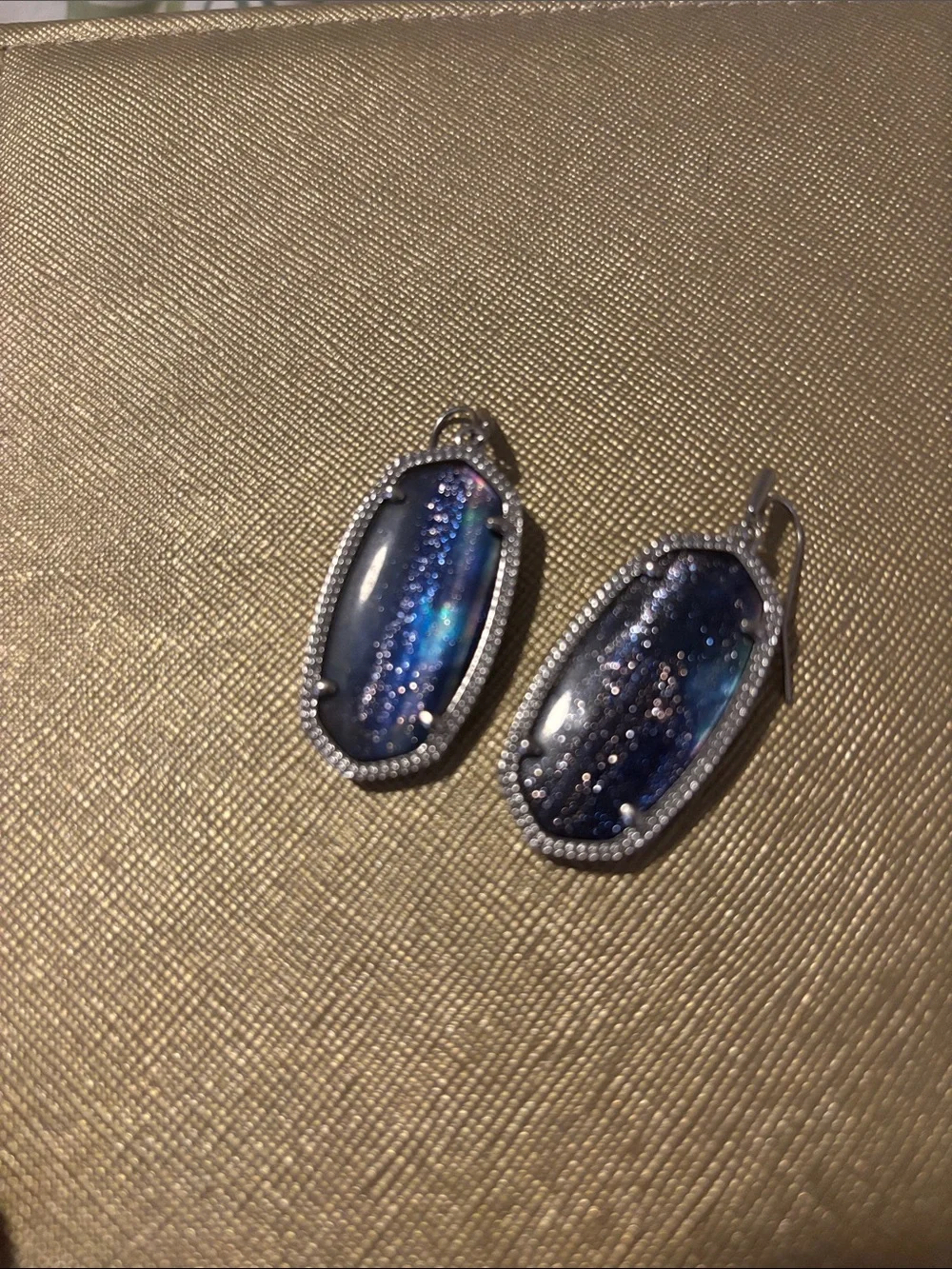 Kendra Scott Elle earrings